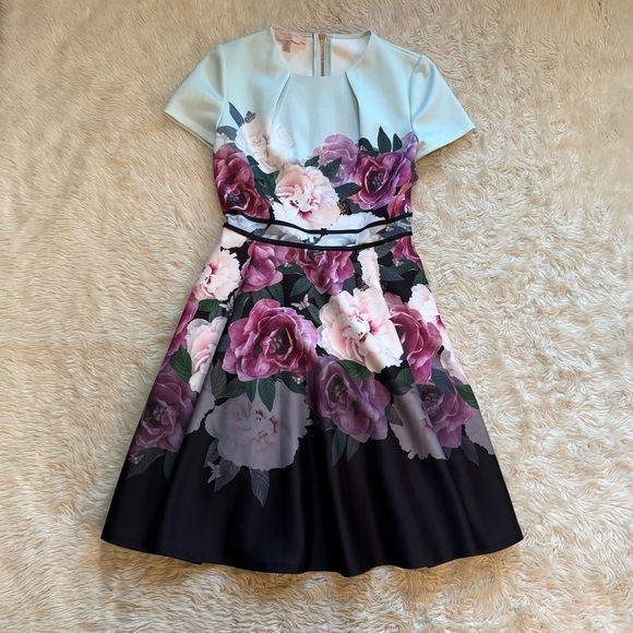 TED BAKER Wilmana Magnificent Skater Dress in Mint Floral - Size 4 - Picture 3 of 10